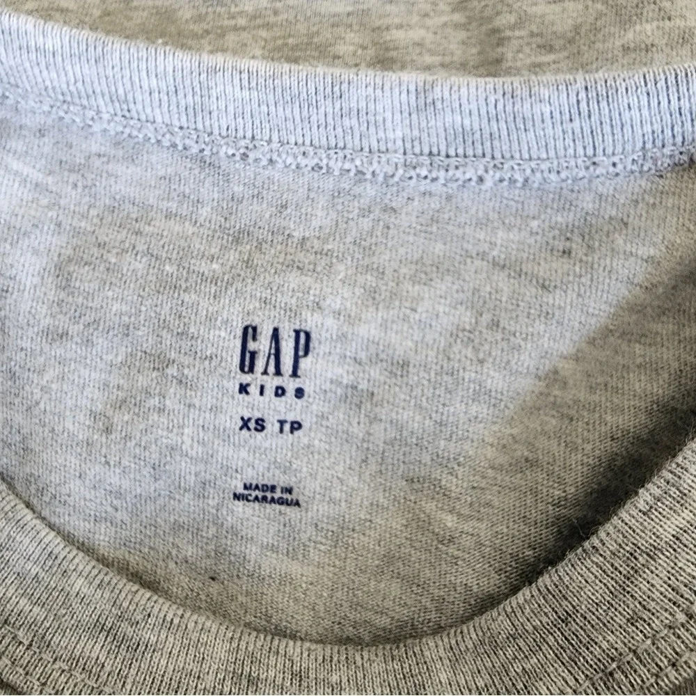 Gap Kids sz XS Gray T Shirt Growing‎ Up is Overrated Graphic Tee Basics School